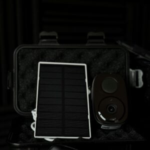 Solar security camera with Wi-Fi, night vision and motion detection - Black